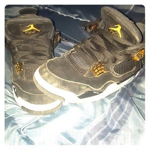 Air Jordan 4 Retro " Royalty"